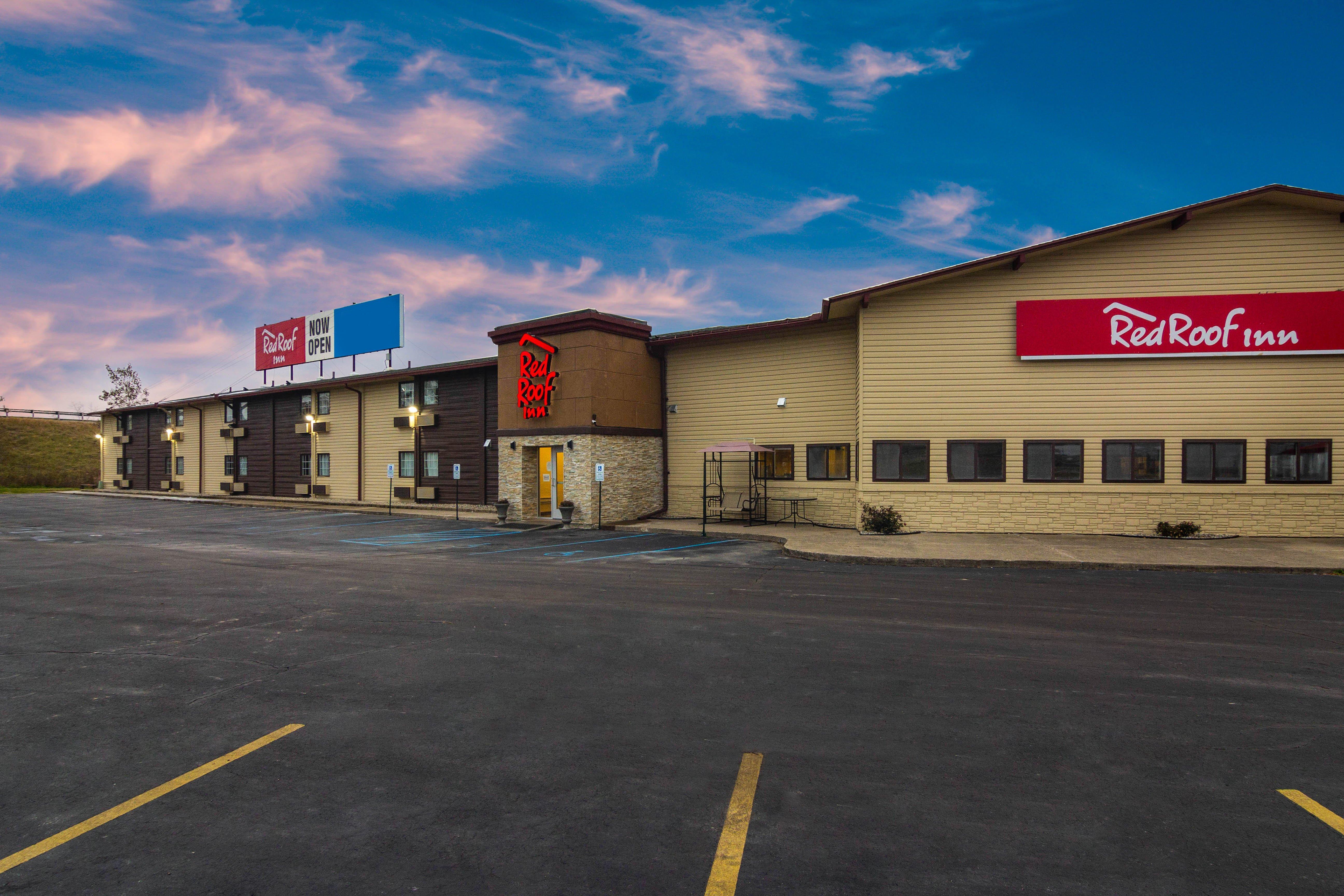Red Roof Inn Perrysburg Exterior photo